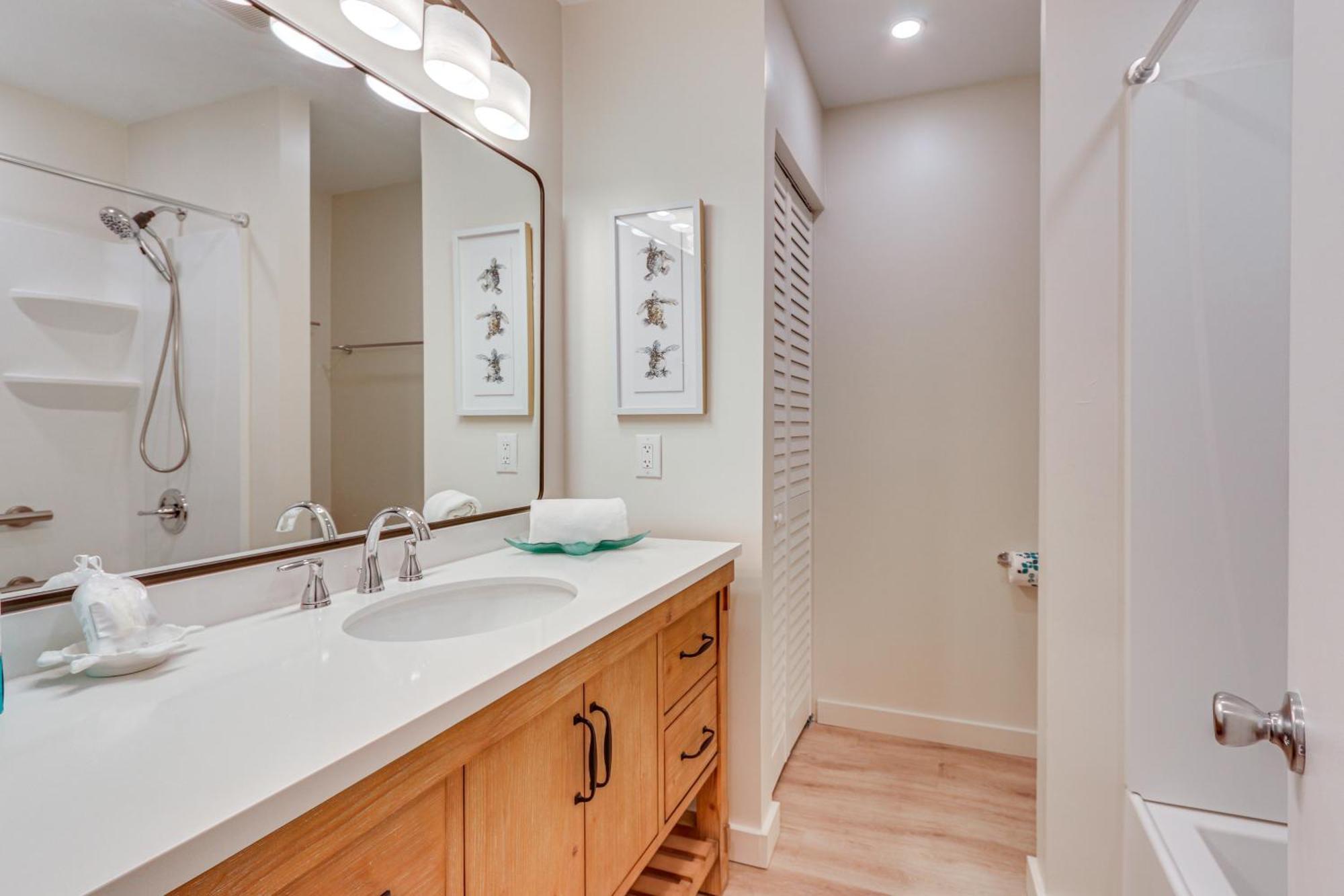 Modern Hilton Head Retreat Walk To Beach And Golf! Hilton Head Island Esterno foto