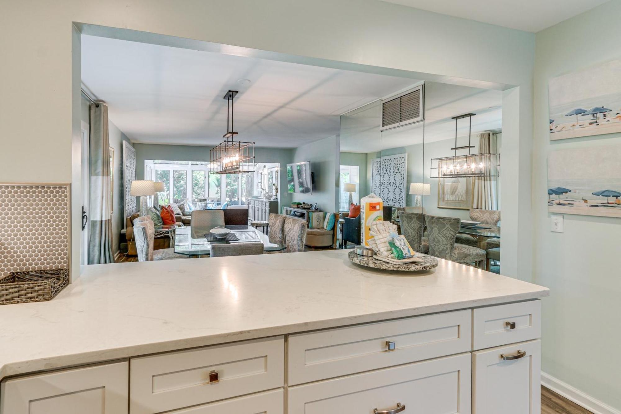 Modern Hilton Head Retreat Walk To Beach And Golf! Hilton Head Island Esterno foto