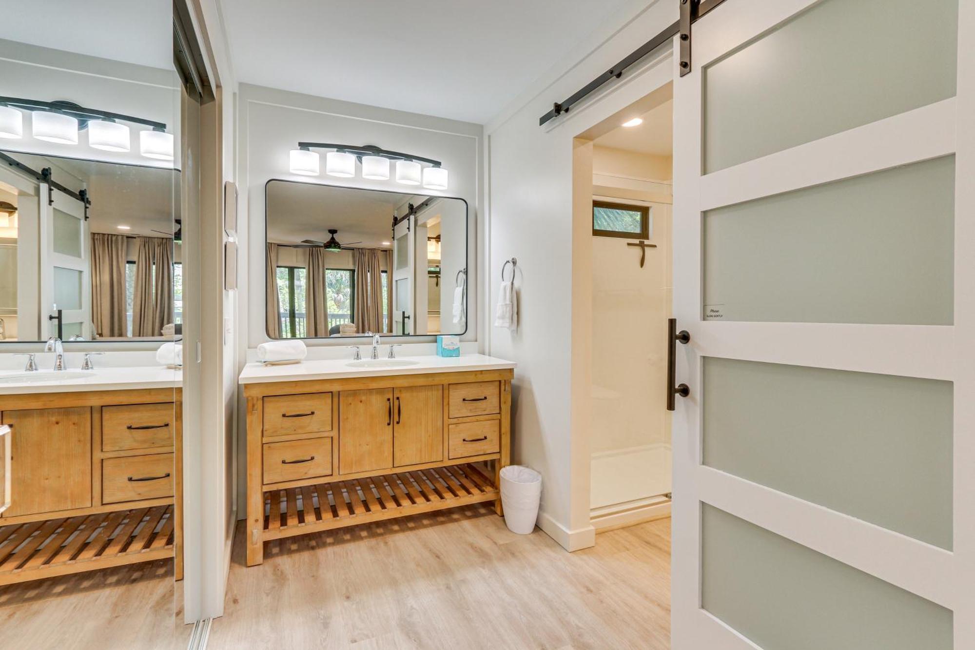 Modern Hilton Head Retreat Walk To Beach And Golf! Hilton Head Island Esterno foto