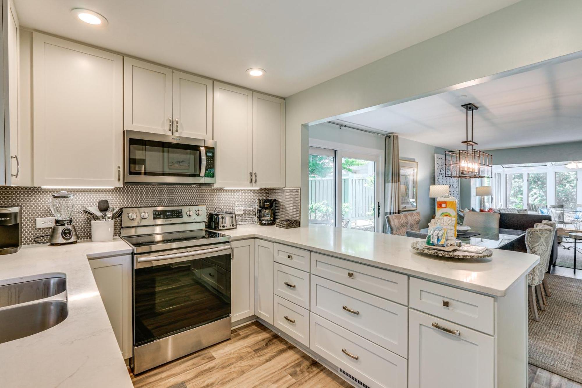Modern Hilton Head Retreat Walk To Beach And Golf! Hilton Head Island Esterno foto