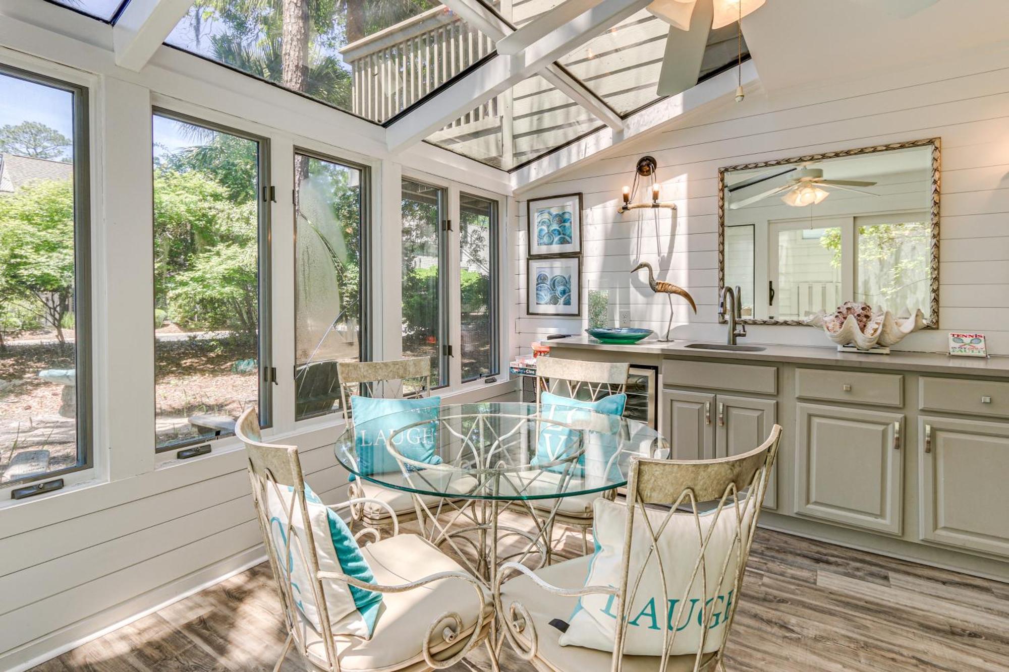 Modern Hilton Head Retreat Walk To Beach And Golf! Hilton Head Island Esterno foto